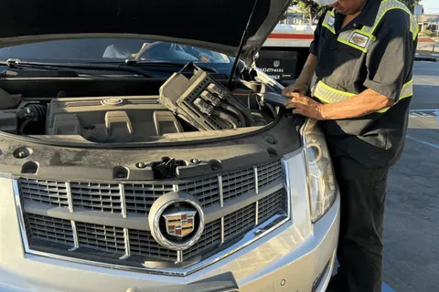 Jump start by Carsaad Towing
