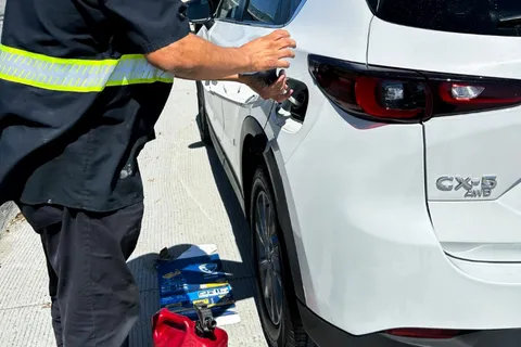 Roadside assistance by Carsaad Towing, photo 2