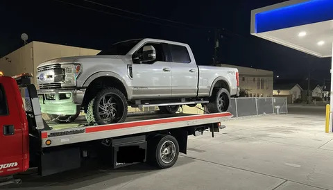Towing service in Rossmoor, CA